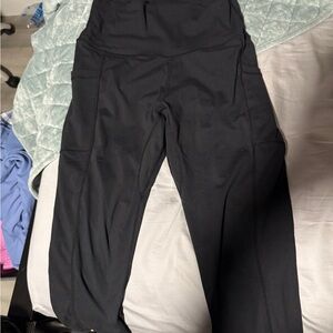 Black High-Waisted Leggings with Pockets